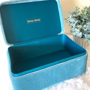 2x new blue velvet miu miu box